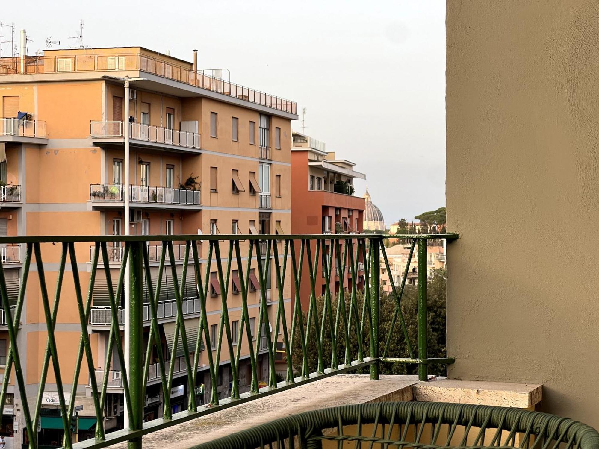 Near Vatican, Irnerio 47 Guest House Rome Exterior photo